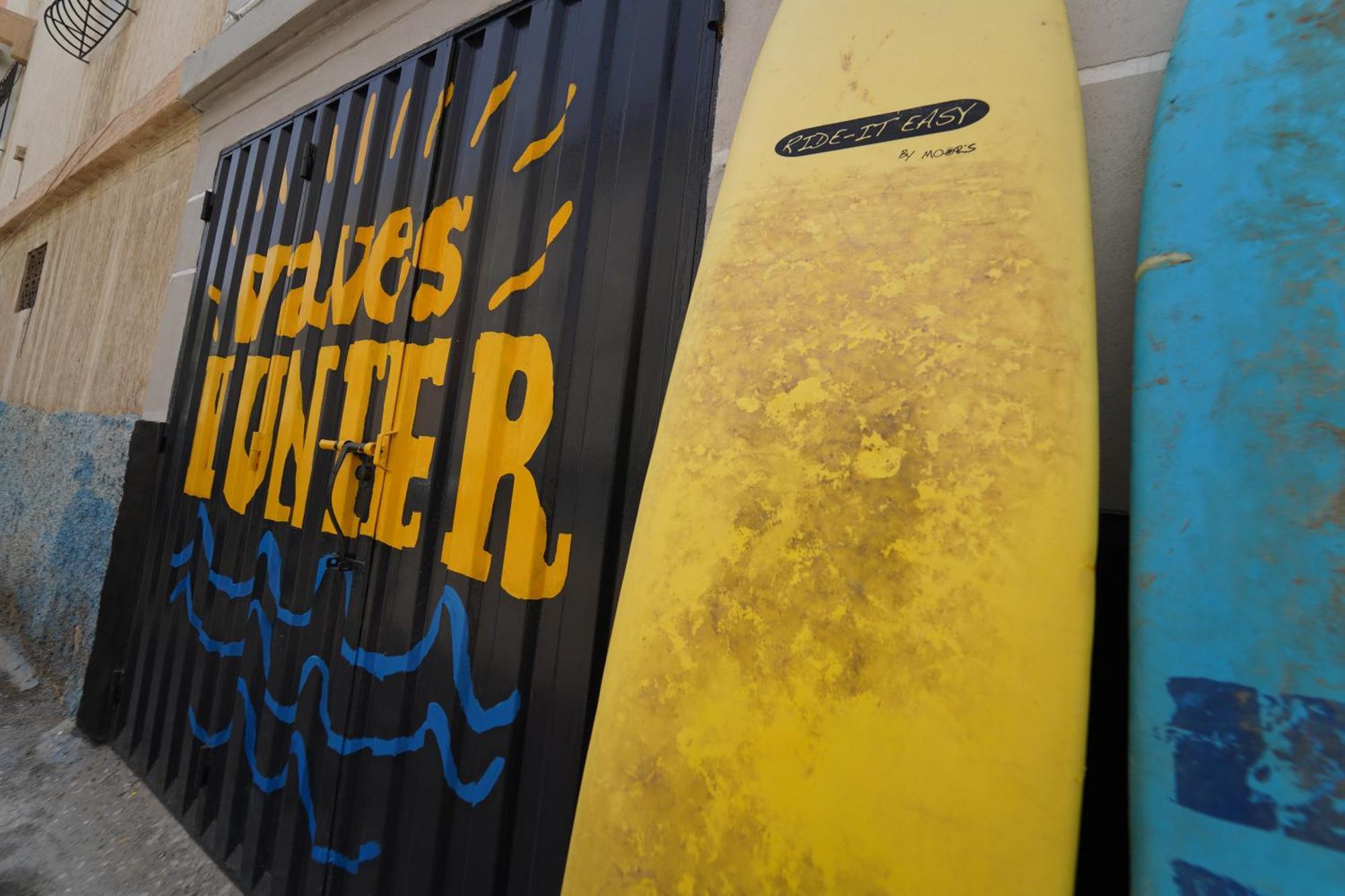 Waves Hunter Surf House Bed and Breakfast Αγκαντίρ Εξωτερικό φωτογραφία