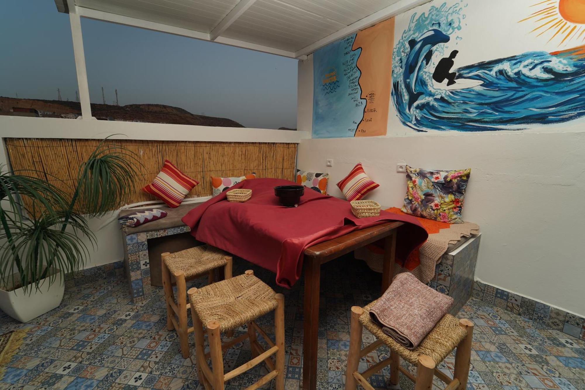 Waves Hunter Surf House Bed and Breakfast Αγκαντίρ Εξωτερικό φωτογραφία