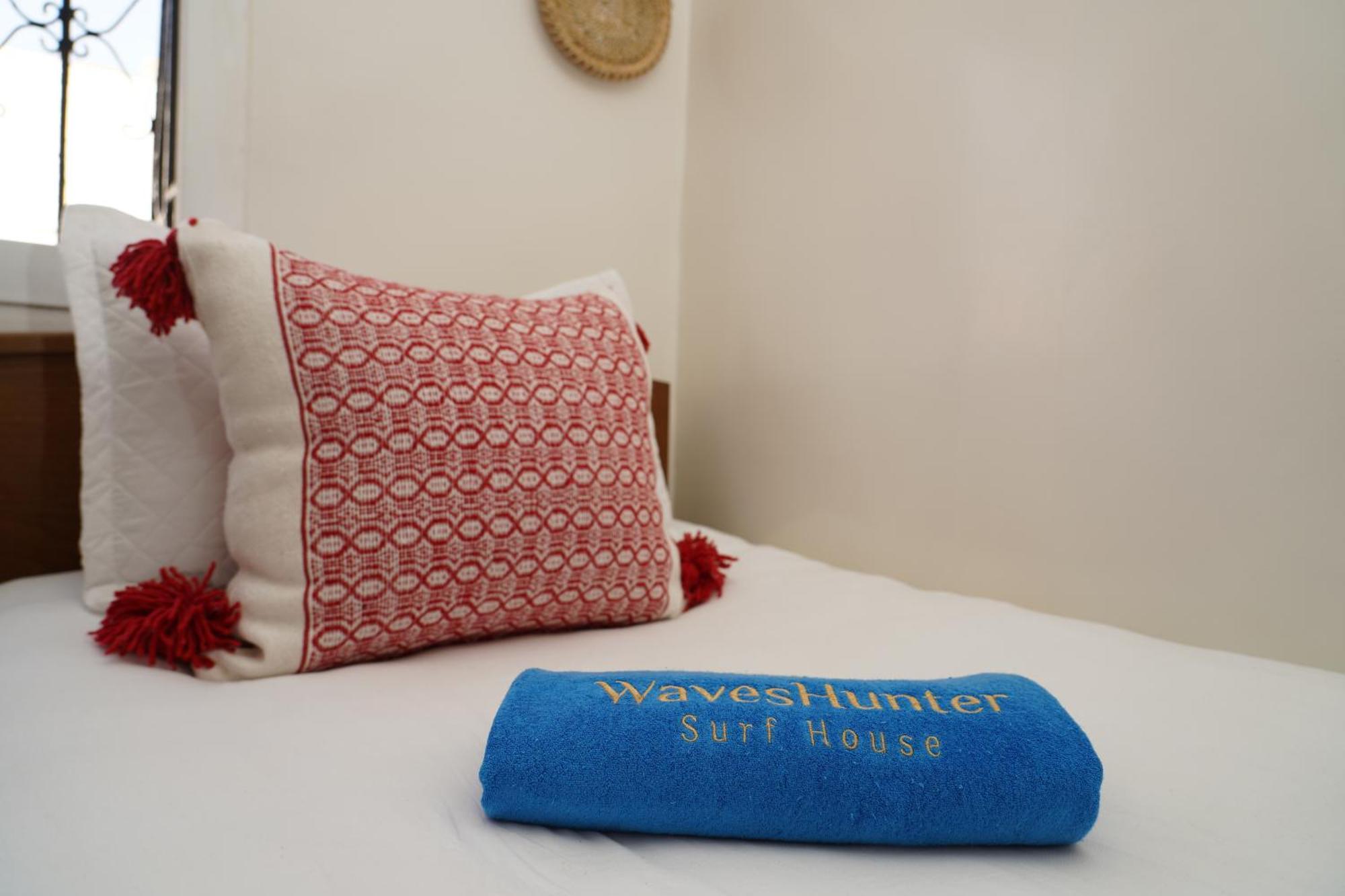 Waves Hunter Surf House Bed and Breakfast Αγκαντίρ Εξωτερικό φωτογραφία