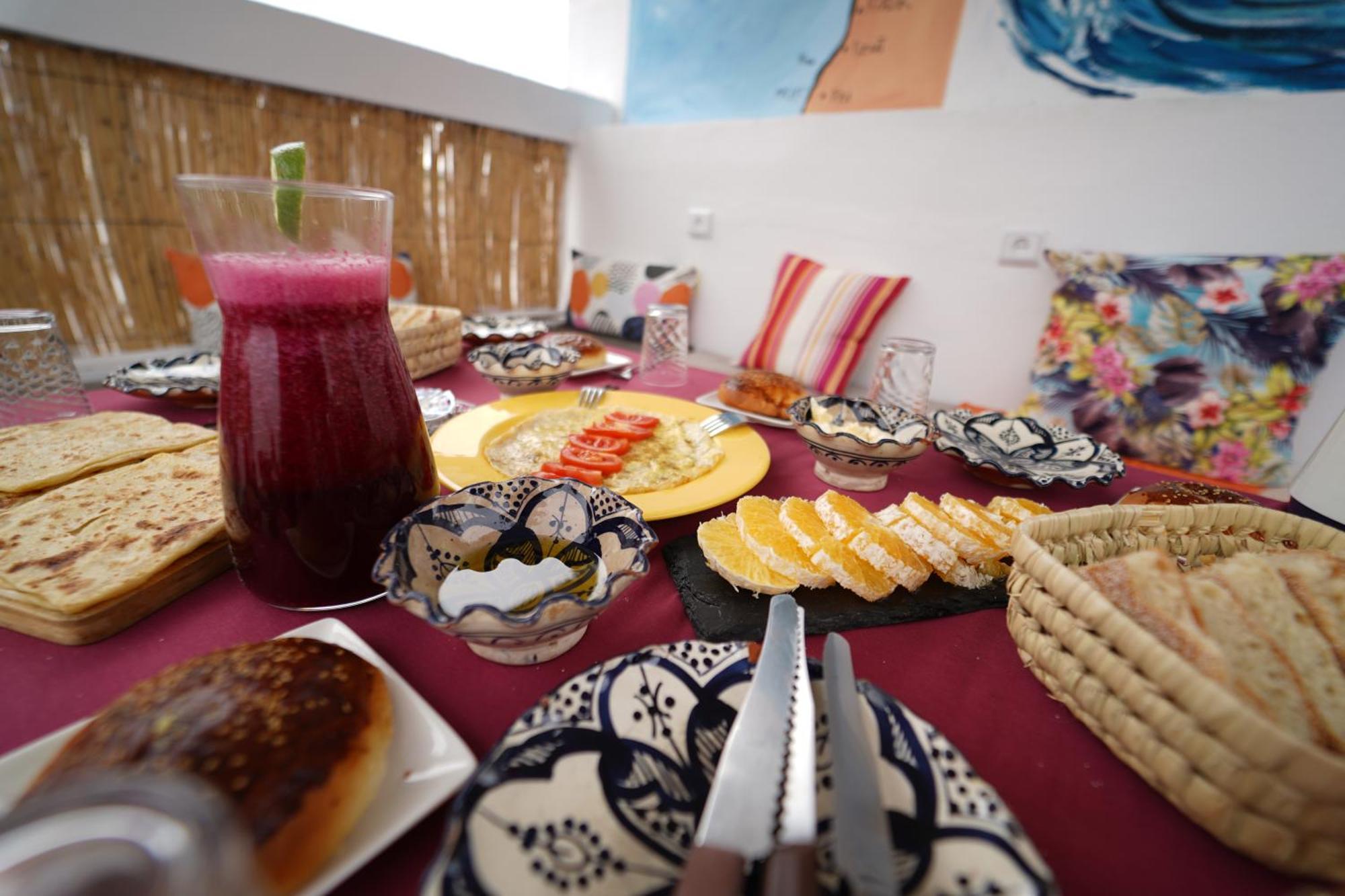 Waves Hunter Surf House Bed and Breakfast Αγκαντίρ Εξωτερικό φωτογραφία