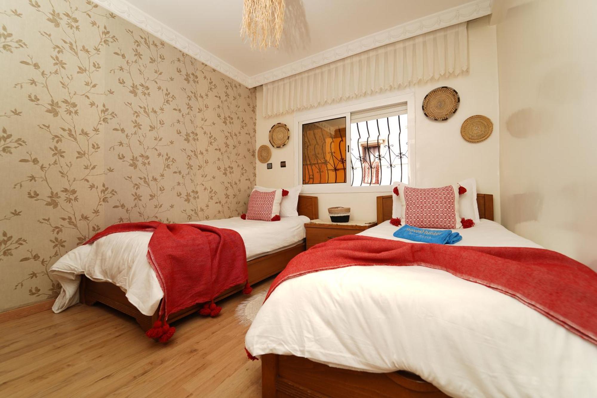 Waves Hunter Surf House Bed and Breakfast Αγκαντίρ Εξωτερικό φωτογραφία