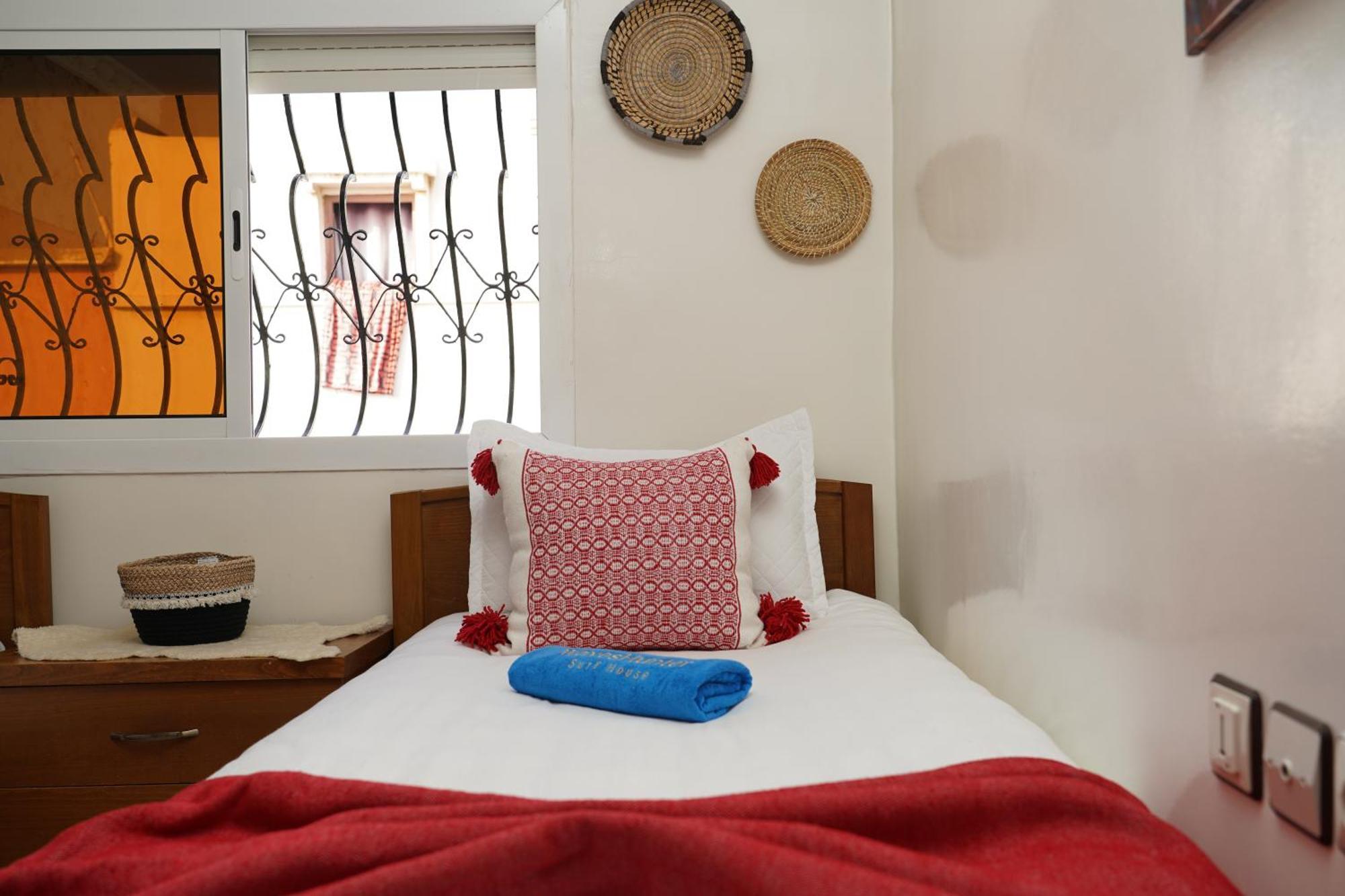 Waves Hunter Surf House Bed and Breakfast Αγκαντίρ Εξωτερικό φωτογραφία