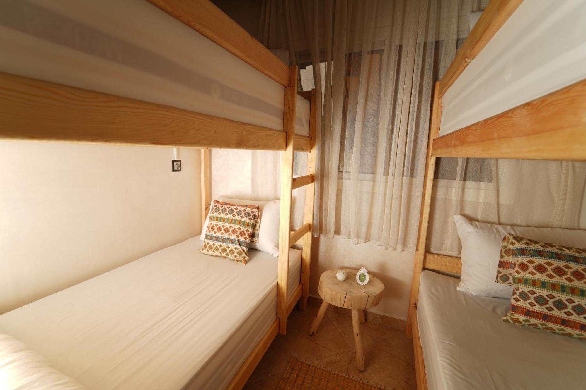 Waves Hunter Surf House Bed and Breakfast Αγκαντίρ Εξωτερικό φωτογραφία