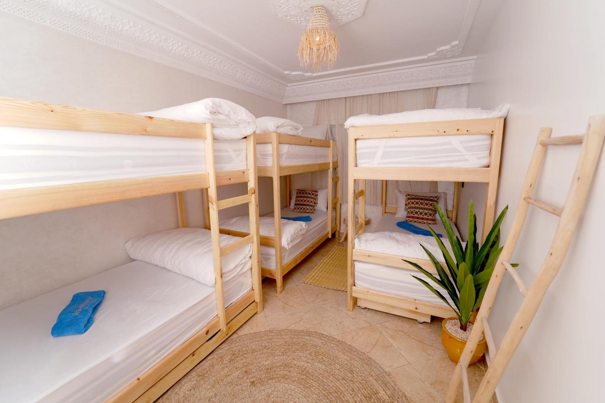 Waves Hunter Surf House Bed and Breakfast Αγκαντίρ Εξωτερικό φωτογραφία