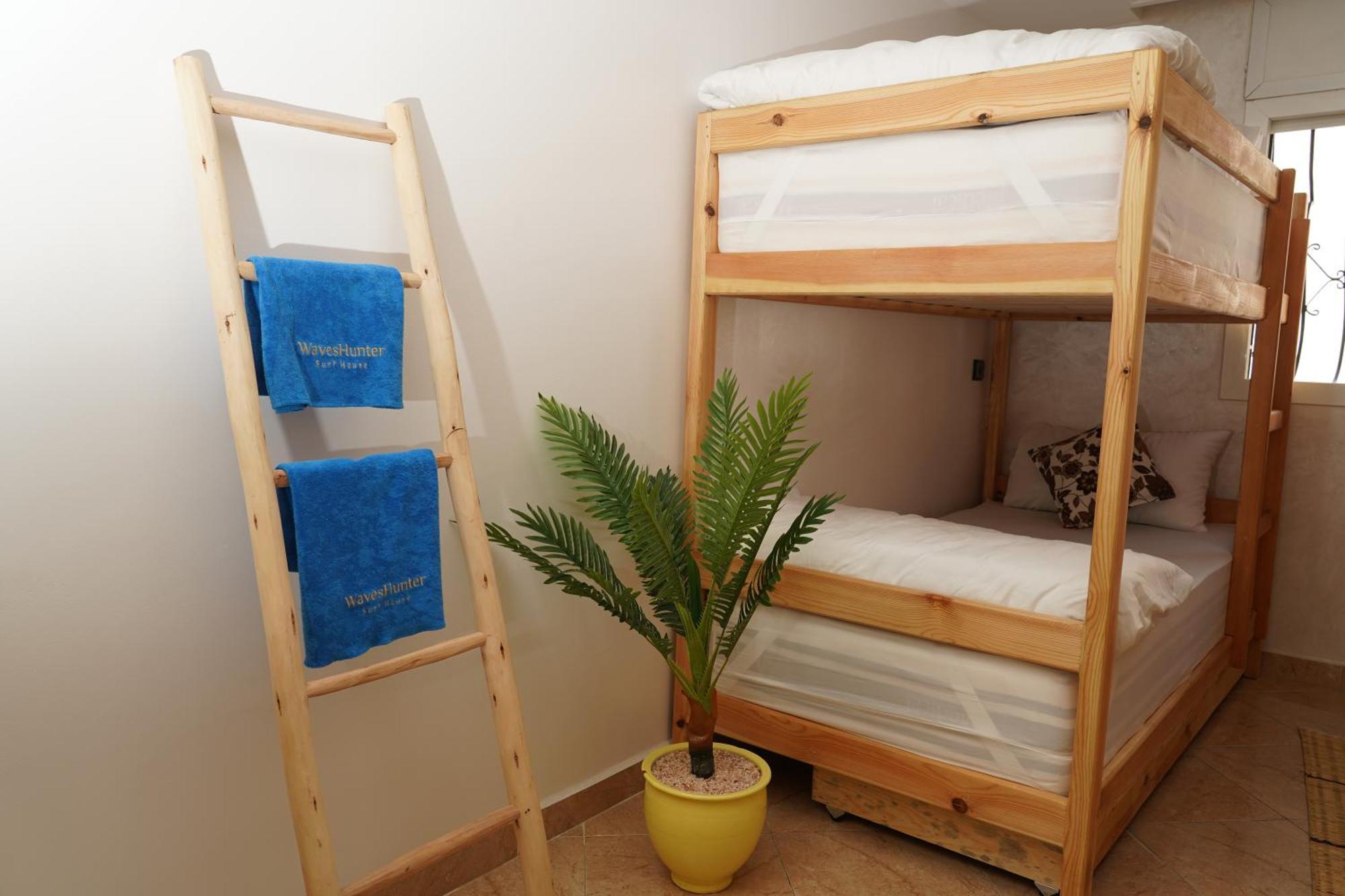 Waves Hunter Surf House Bed and Breakfast Αγκαντίρ Εξωτερικό φωτογραφία